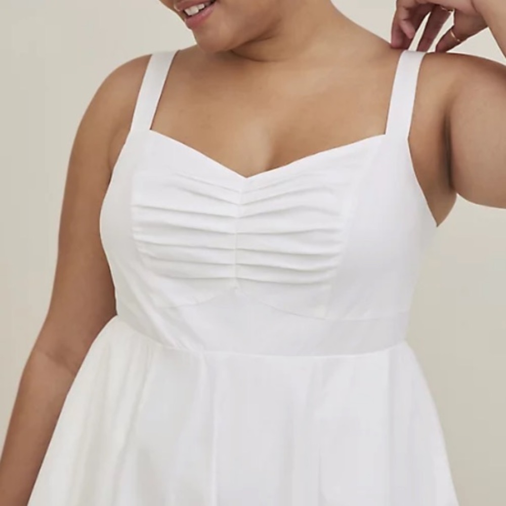 TORRID NWT SWEETHEART NECK SKATER DRESS - POPLIN WHITE - Picture 3 of 5